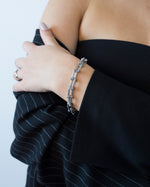 Load image into Gallery viewer, U-shaped beanie chain bracelets.  Elevate your style with minimalist bracelets, perfect for daily wear and layering. Crafted from high-quality titanium and available in silver color.  Material: Titanium, Color: Silver. 16+4 cm in length.  | waterproof, anti-tarnishing, hypoallergenic |
